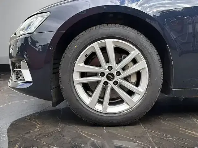 Gebraucht Audi A6 Sport 245 PS (180 kW) 2023 Blau Kombi