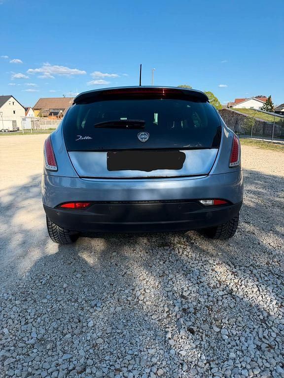 Gebraucht Lancia Delta 120 PS (88 kW) 2008 Blau Kleinwagen