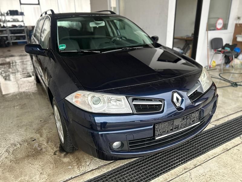 Gebraucht Renault Mégane GrandTour 112 PS (82 kW) 2008 Blau Kombi