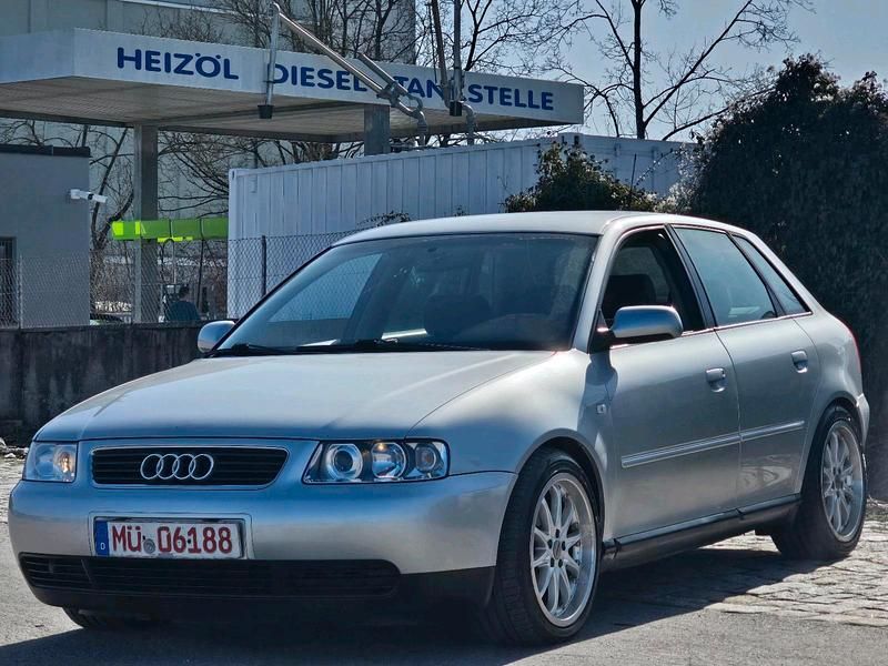 Gebraucht Audi A3 102 PS (75 kW) 2001 Silber Kleinwagen