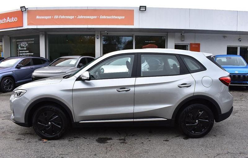 Neu MG ZS 116 PS (85 kW) 2025 Cosmic silver Limousine