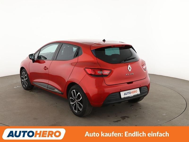 Gebraucht Renault Clio IV Zen 90 PS (66 kW) 2018 Rot Kleinwagen