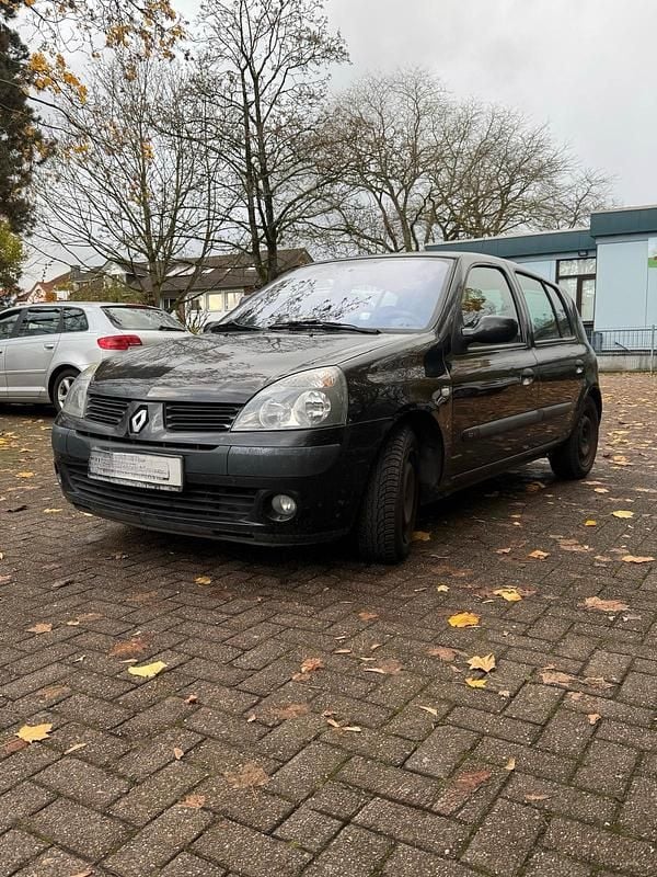 Schwarz Gebraucht 2004 Renault Clio II Kleinwagen | 650 € (Fairer Preis) - Bild 1/4