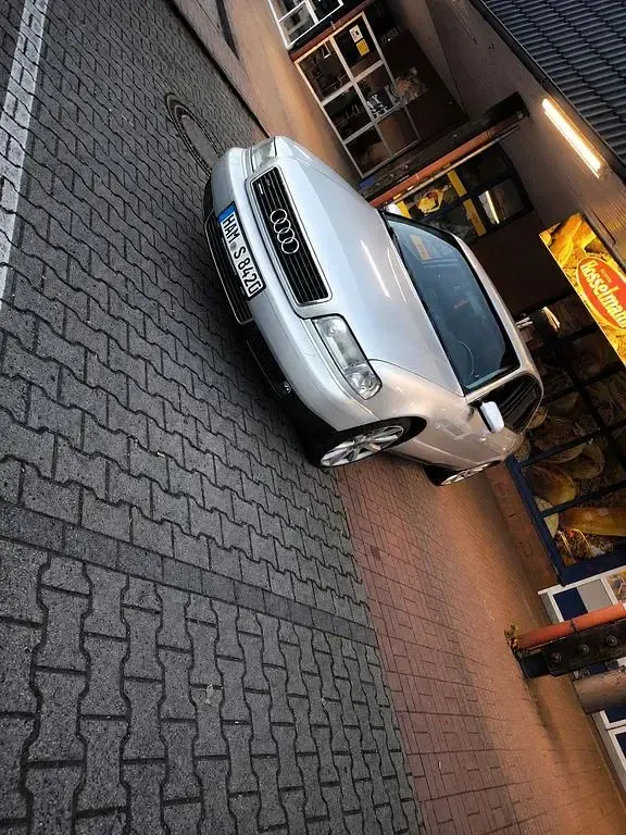 Gebraucht Audi A8 Comfort 260 PS (191 kW) 2001 Silber Limousine