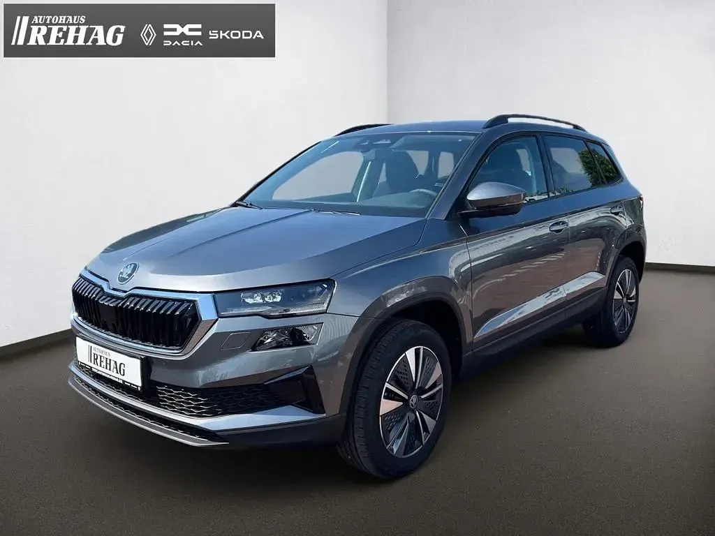Neu Skoda Karoq Tour 150 PS (110 kW) 2026 Grau SUV