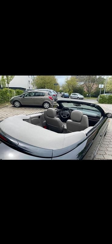 Gebraucht Chrysler Sebring Cabriolet 141 PS (103 kW) 2002 Schwarz Cabrio