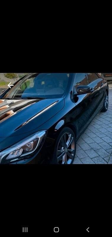 Gebraucht Mercedes CLA220 177 PS (130 kW) 2017 Schwarz Limousine