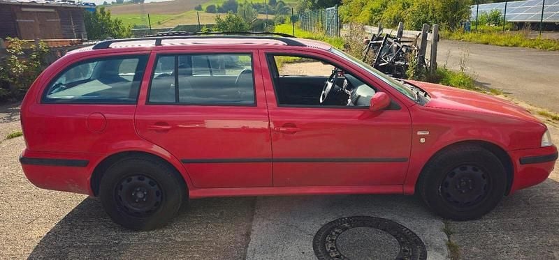 Gebraucht Skoda Octavia 102 PS (75 kW) 2003 Rot Kombi