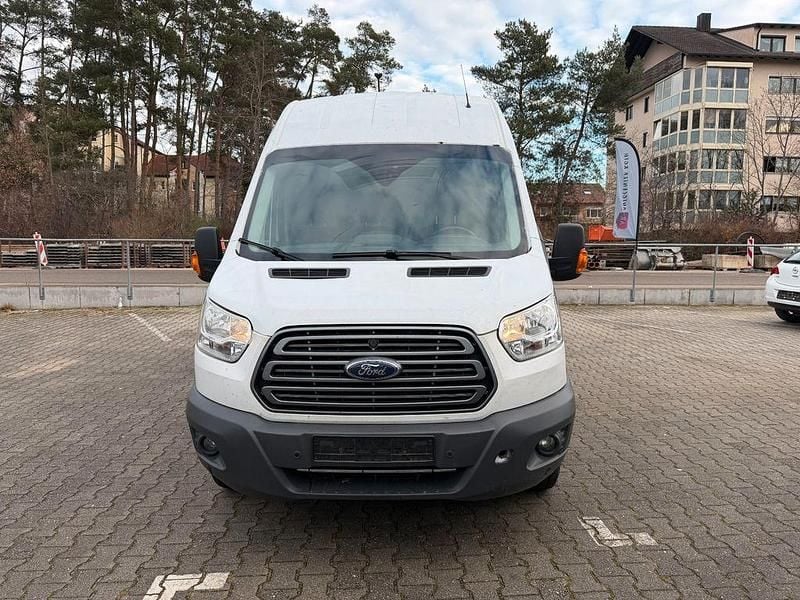 Gebraucht Ford Transit Trend 170 PS (125 kW) 2019 Weiß Limousine