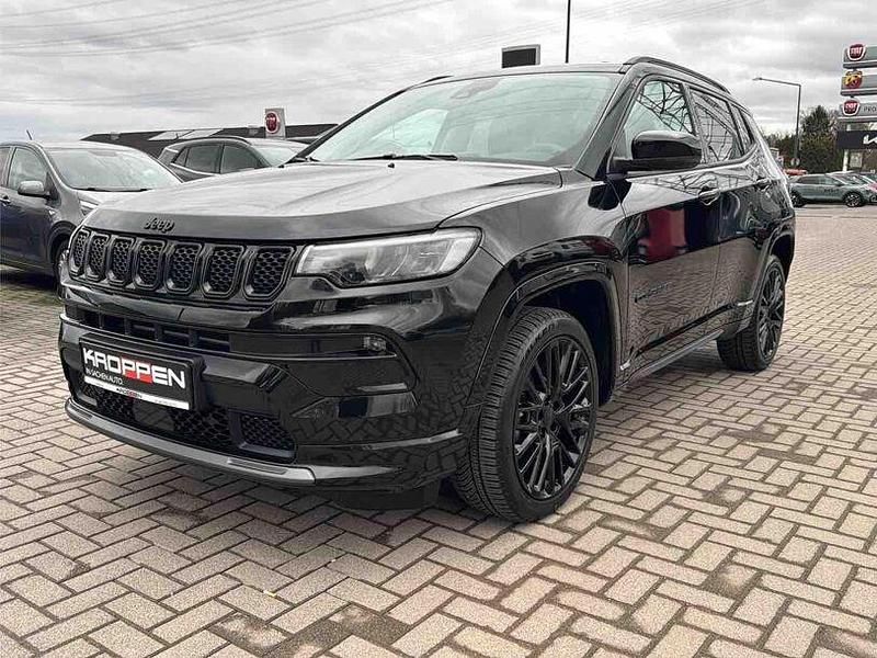 Gebraucht Jeep Compass Altitude 131 PS (96 kW) 2024 Schwarz SUV