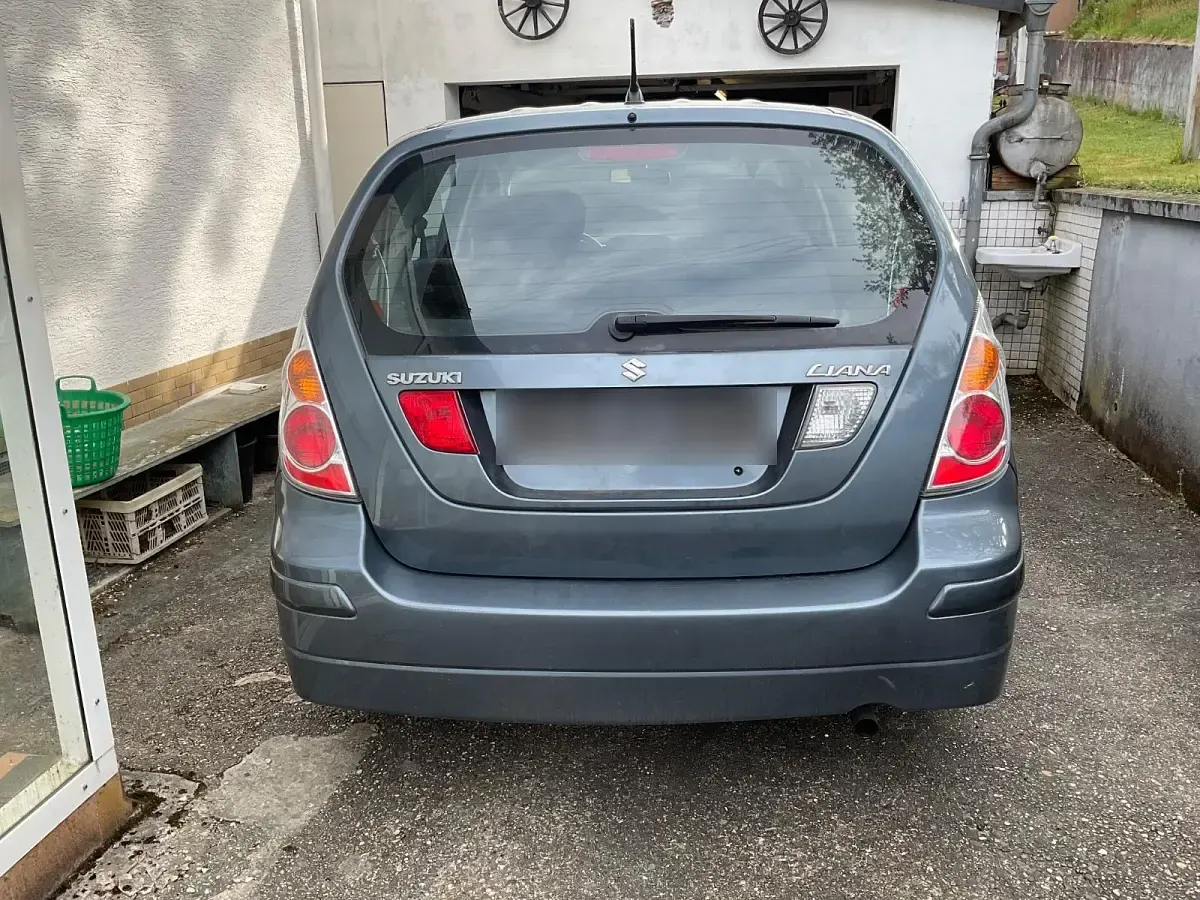 Gebraucht Suzuki Baleno 101 PS (74 kW) 2005 Grau Limousine