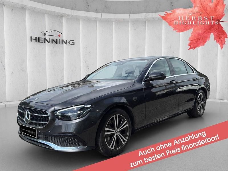 Grau Gebraucht 2022 Mercedes E200 Avantgarde Limousine | 34.880 € (Fairer Preis) - Bild 1/4