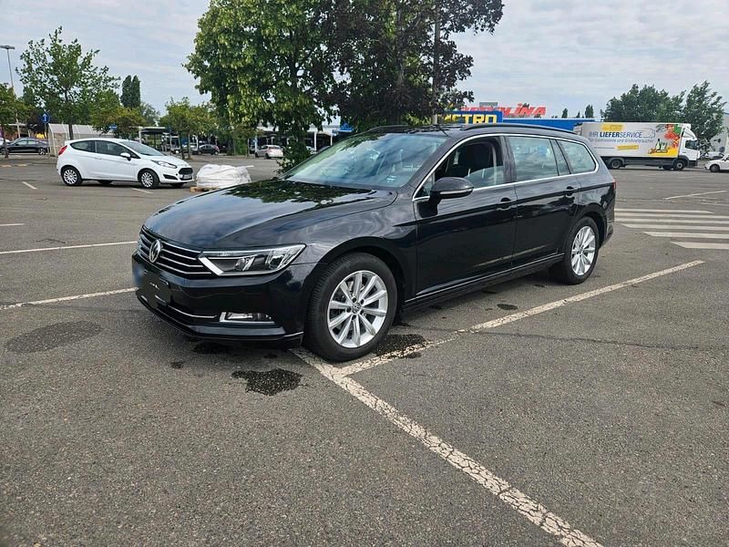 Używany VW Passat Highline 120 KM (88 kW) 2017 Czarny Kombi