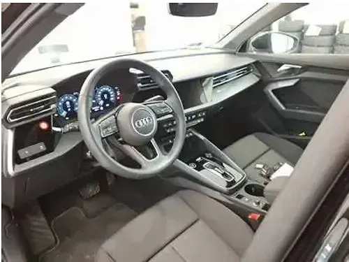 Gebraucht Audi A3 Advanced Plus 150 PS (110 kW) 2025 Schwarz Limousine