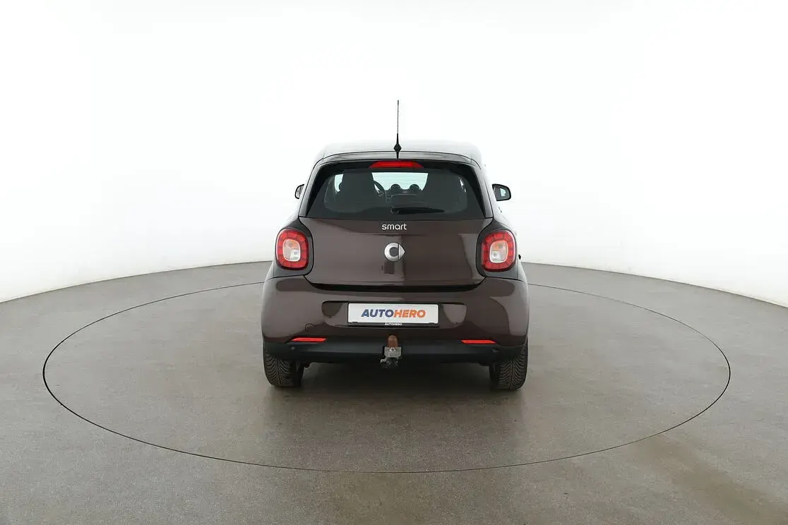Gebraucht Smart ForFour Basis 71 PS (52 kW) 2019 Braun Kleinwagen