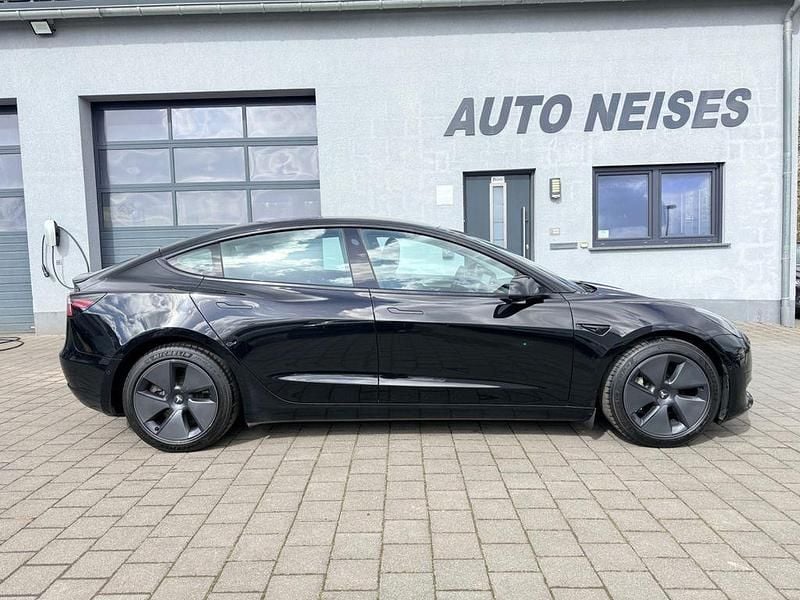 Gebraucht Tesla Model 3 Standard Range Plus 208 kW (283 PS) 2021 Schwarz Limousine
