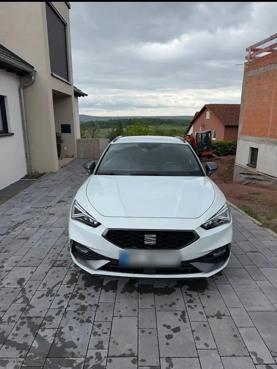 Gebraucht Seat Leon FR 204 PS (150 kW) 2021 Limousine