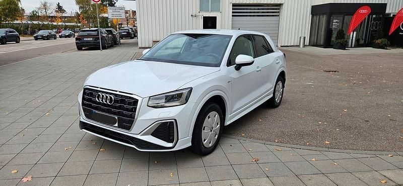 Gebraucht Audi Q2 S-Line 150 PS (110 kW) 2025 Weiß SUV