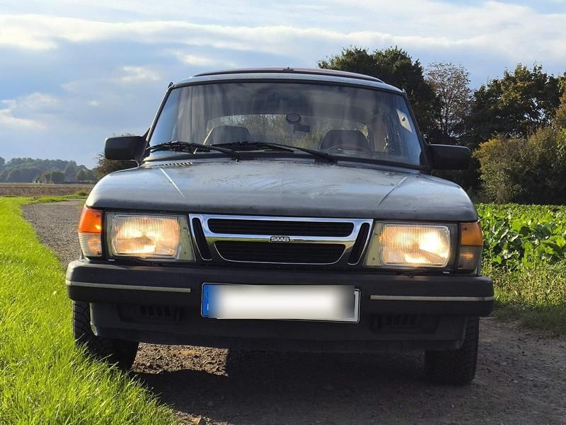 Blau Gebraucht 1984 Saab 900 Kleinwagen | 2.950 € - Bild 1/4