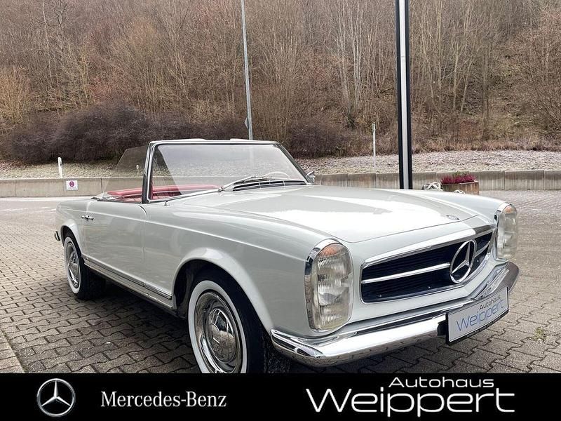 Gebraucht Mercedes 230 150 PS (110 kW) 1965 Weiß Cabrio