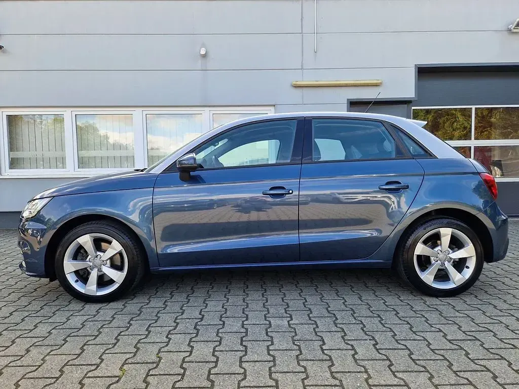 Gebraucht Audi A1 Sportback Sport 116 PS (85 kW) 2015 Blau Kleinwagen
