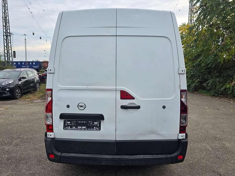 Gebraucht Opel Movano 163 PS (119 kW) 2015 Arktisweiss Van