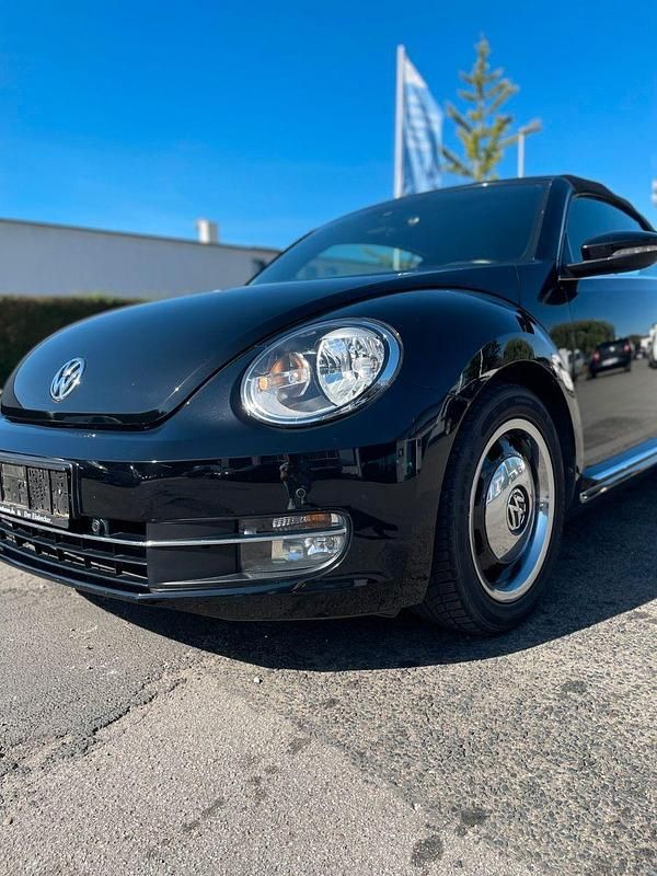 Schwarz Gebraucht 2014 VW Beetle Cup Cabrio | 11.490 € (Guter Preis) - Bild 1/4