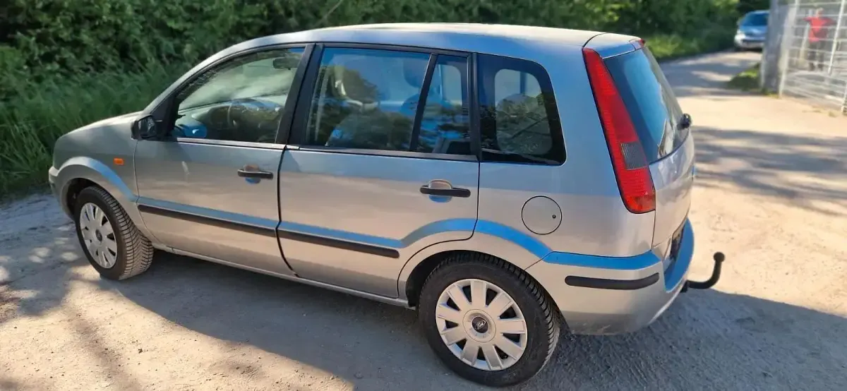 Gebraucht Ford Fusion 100 PS (73 kW) 2005 Grau Kleinwagen
