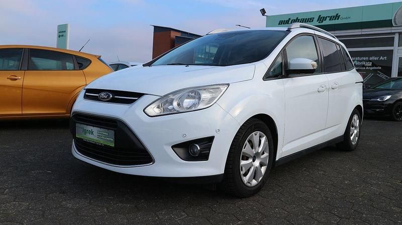 Weiß Gebraucht 2013 Ford Grand C-Max SYNC Edition Van / Kleinbus | 7.990 € (Etwas zu teuer) - Bild 1/4