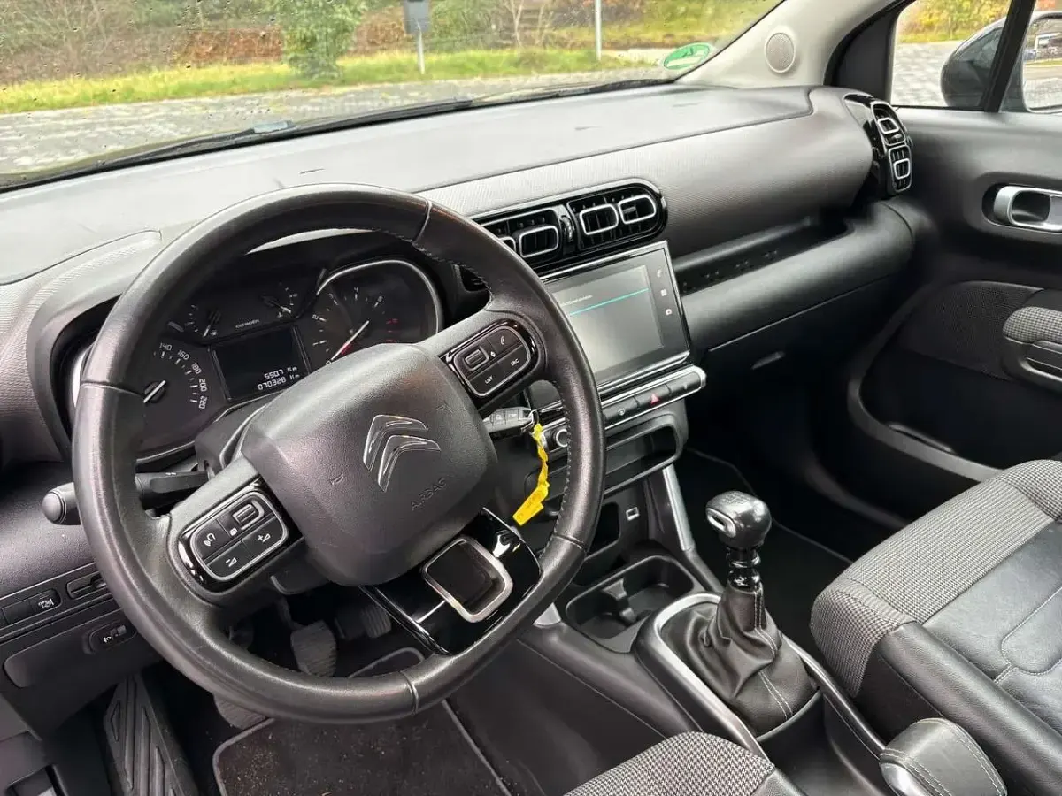 Gebraucht Citroën C3 Aircross Feel 120 PS (88 kW) 2017 Schwarz SUV