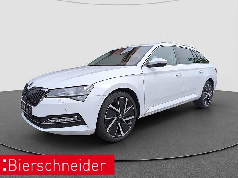 Moonweiß perleffekt (metallic) Gebraucht 2024 Skoda Superb Style Kombi | 41.990 € (Teuer) - Bild 1/3