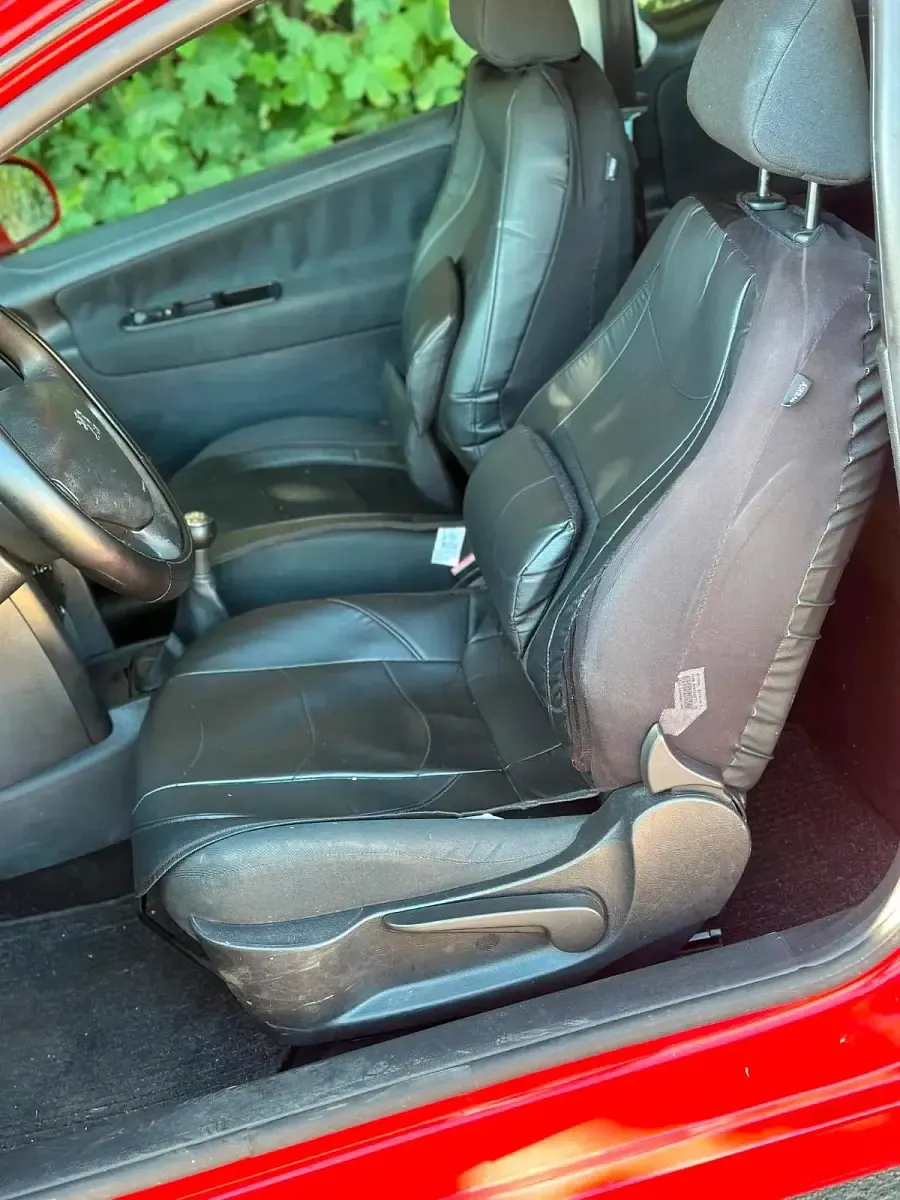 Gebraucht Peugeot 207 75 PS (55 kW) 2006 Rot Kleinwagen