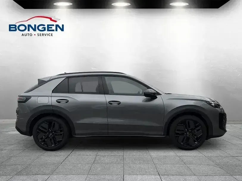 Neu VW T-Roc R-line 150 PS (110 kW) 2026 Grau SUV