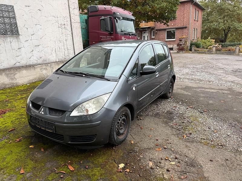 Grau Gebraucht 2006 Mitsubishi Colt Kleinwagen | 1.199 € (Fairer Preis) - Bild 1/4