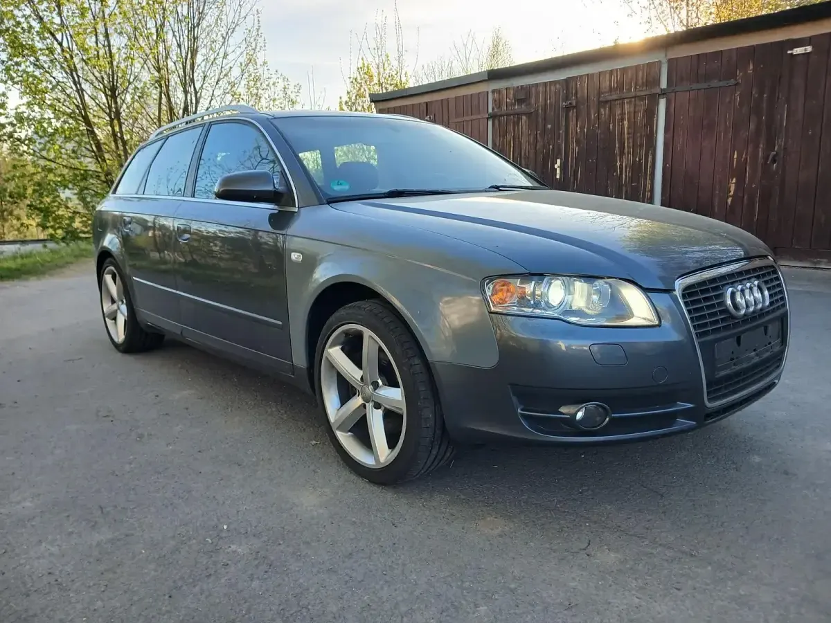 Gebraucht Audi A4 163 PS (119 kW) 2005 Grau Kombi
