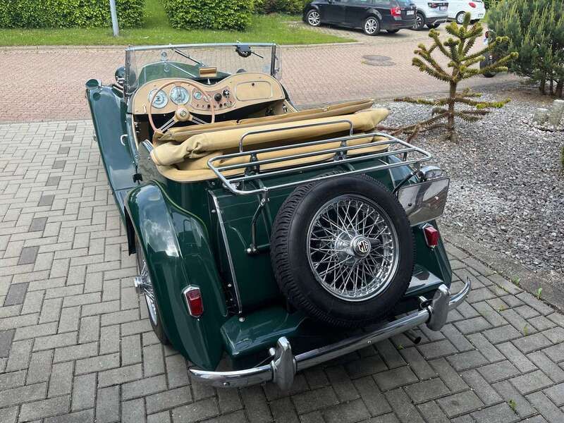 Grün Gebraucht 1951 MG TD Cabrio | 38.000 € - Bild 1/4