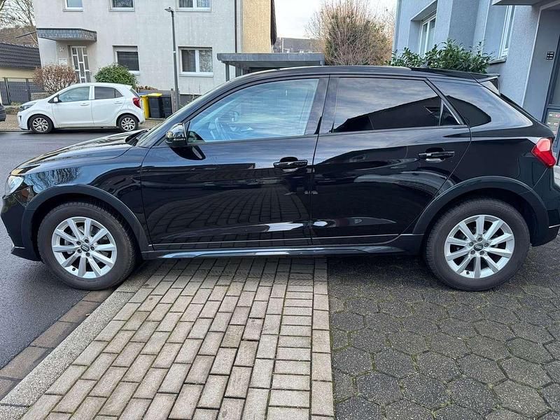 Gebraucht Audi A1 116 PS (85 kW) 2021 Schwarz Kleinwagen