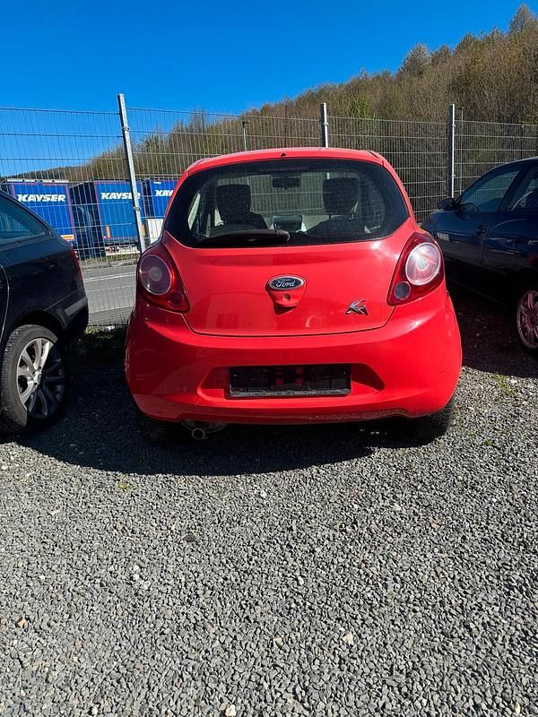 Second-hand Ford Ka 68 CP (50 kW) 2009 Roșu Hatchback
