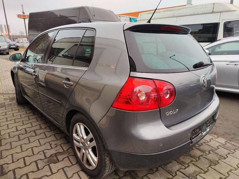 Grau Gebraucht 2006 VW Golf V Kleinwagen | 1.590 € (Superpreis) - Bild 1/4