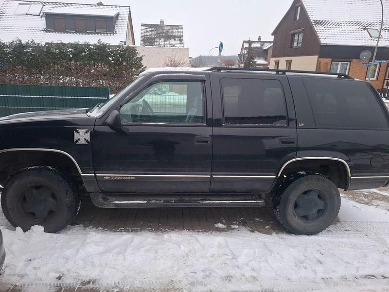 Gebraucht Chevrolet Tahoe LT 254 PS (186 kW) 1998 Schwarz SUV