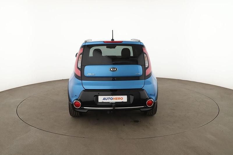 Gebraucht Kia Soul 136 PS (100 kW) 2016 Blau SUV