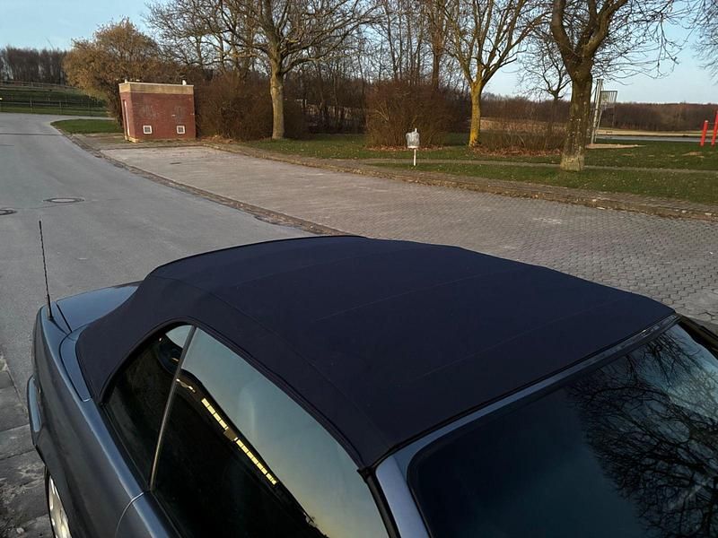 Gebraucht BMW 318 Cabriolet Performance 116 PS (85 kW) 1998 Blau Cabrio