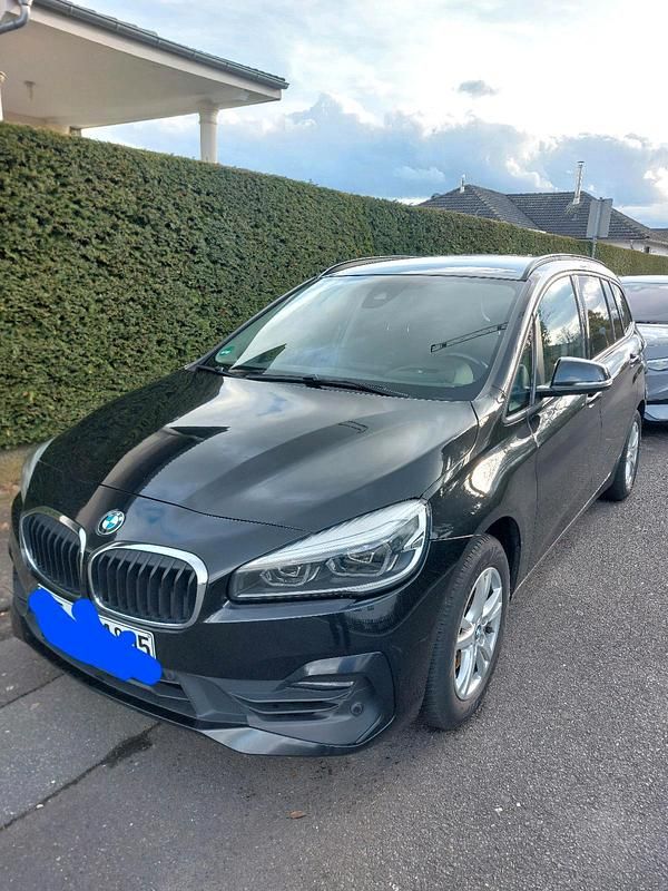 Gebraucht BMW 218 Advantage 140 PS (102 kW) 2019 Schwarz Kombi