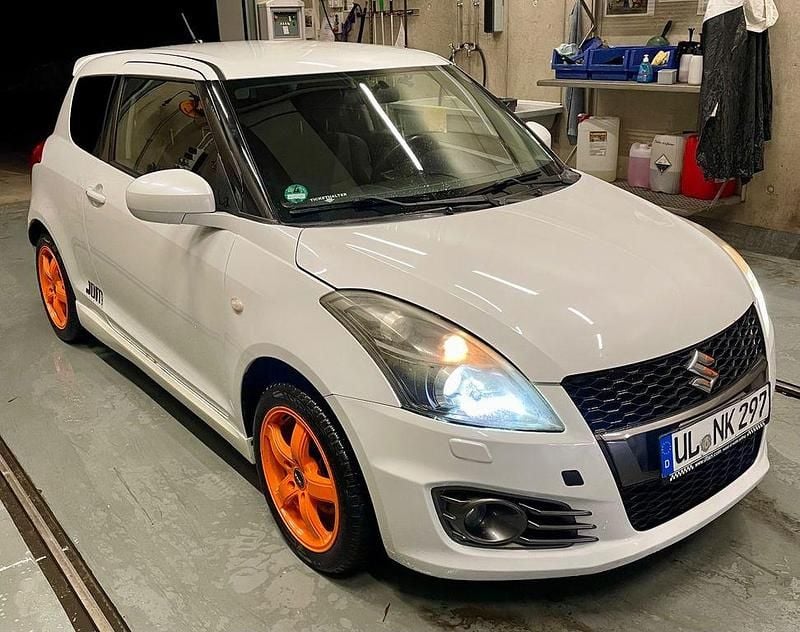 Gebraucht Suzuki Swift Sport 136 PS (100 kW) 2012 Weiß Kleinwagen