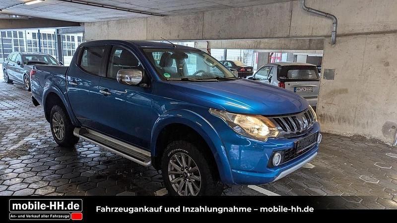 Gebraucht Mitsubishi L200 Plus 181 PS (133 kW) 2018 Blau Abholung