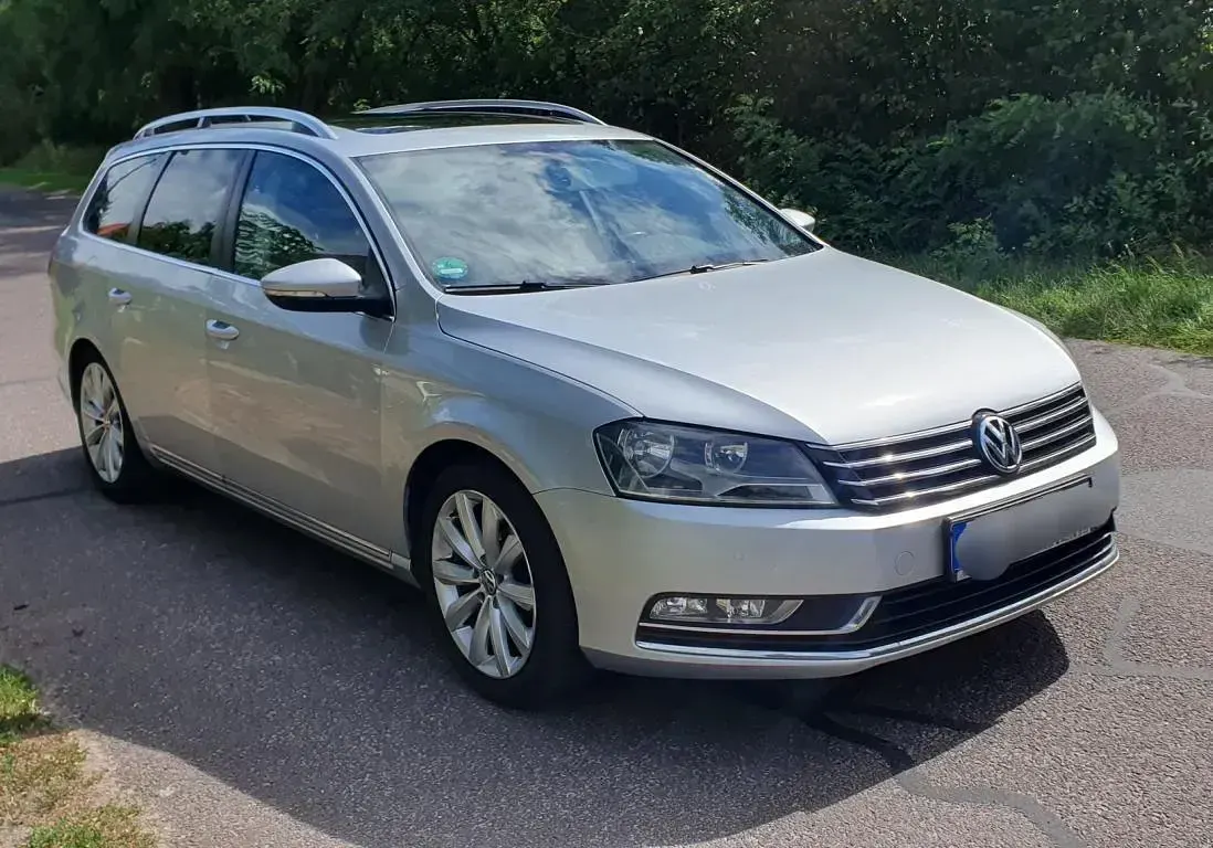 Gebraucht VW Passat 122 PS (89 kW) 2012 Silber Kombi