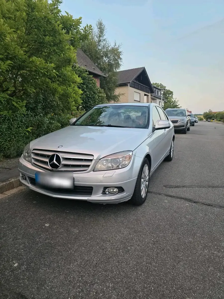 Gebraucht Mercedes C220 170 PS (125 kW) 2008 Grau Limousine