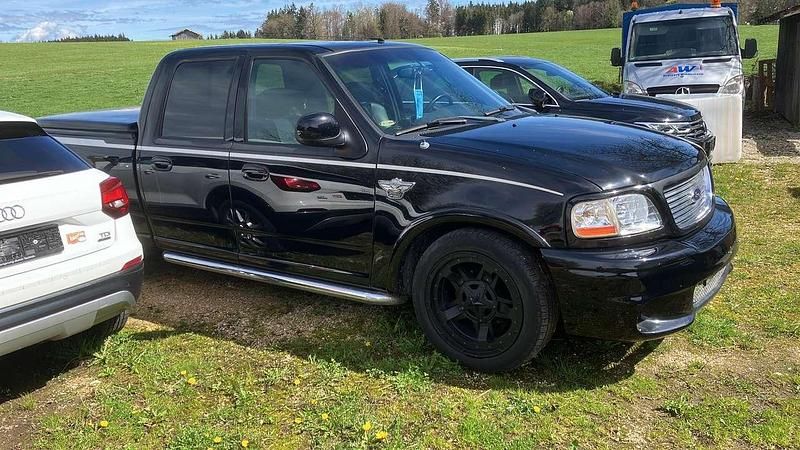 Gebraucht Ford V8 364 PS (267 kW) 2003 Schwarz SUV