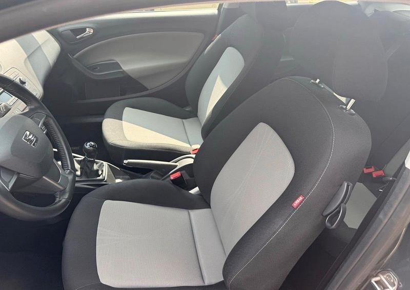 Grau Gebraucht 2014 Seat Ibiza Coupé | 5.500 € (Guter Preis) - Bild 1/4