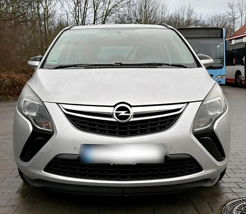 Gebraucht Opel Zafira Tourer 120 PS (88 kW) 2012 Silber Van / Kleinbus